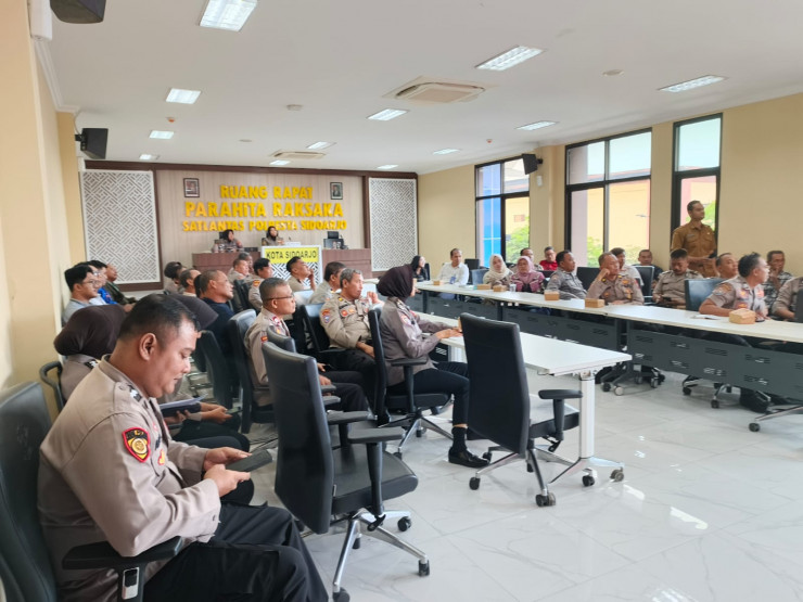 Polresta Sidoarjo Sosialisasikan KUR Himbara kepada Kelompok Tani Binaan