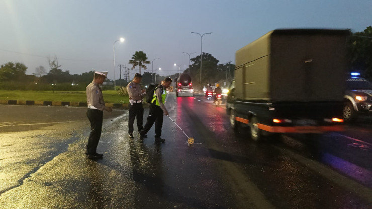 Polda Jatim Terjunkan Tim TAA Olah TKP Kecelakaan Truk Tabrak 9 Kendaraan di Purwodadi Pasuruan