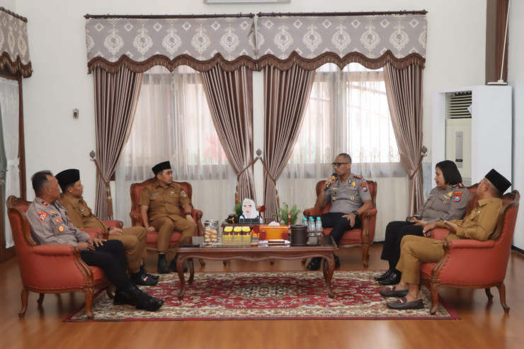 Kapolres Pasuruan Kota Kunjungi Wali Kota Adi Wibowo Bangun Komunikasi Jaga Kamtibmas