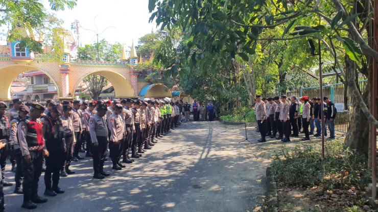 Polres Pelabuhan Tanjungperak Libatkan 696 Personel Kawal Pengesahan Warga Baru PSHT di Surabaya