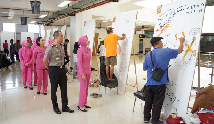 Sambut Hari Bhayangkara ke 80, Polresta Malang Kota Gelar Lomba Mural
