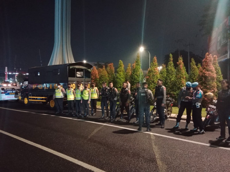 TNI-Polri di Sidoarjo Patroli Bareng Jogo Sidoarjo