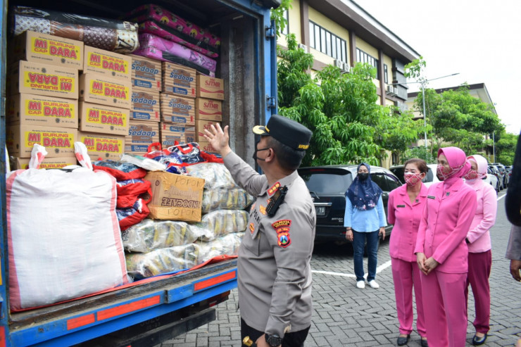 Polresta Sidoarjo Kirim Bantuan Korban Gempa Cianjur