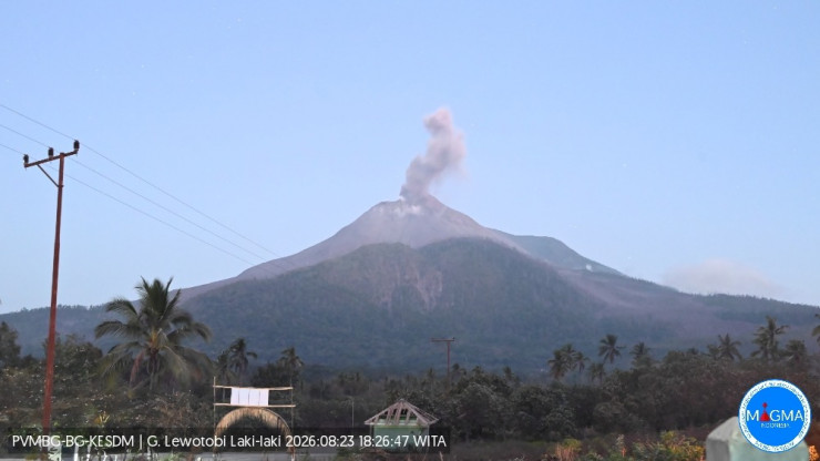 Hoaks “Gunung Lewotobi Melejit 10 KM”, Polres Flores Timur Imbau Warga Bijak Bermedia Sosial