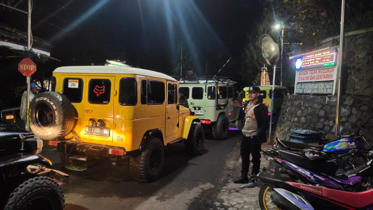 Long Weekend Polres Probolinggo Pertebal Pengamanan di Kawasan Wisata Bromo
