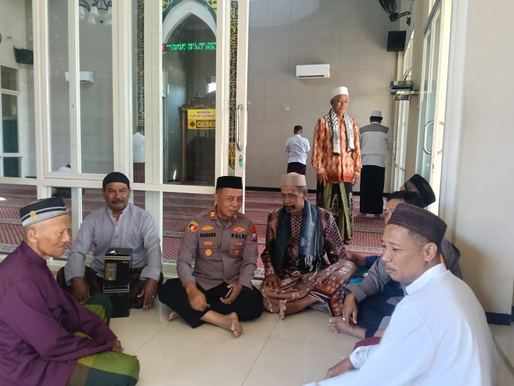 Kapolsek Jabon Silaturahmi Kamtibmas dengan Tokoh Agama dan Masyarakat