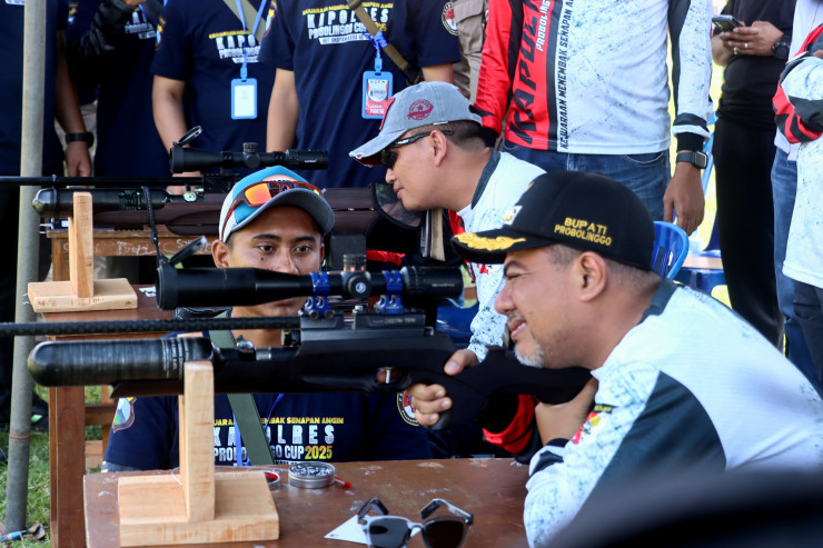 Peringati Hari Bhayangkara ke-79, Polres Probolinggo Gelar Kejuaraan Menembak Senapan Angin 2025