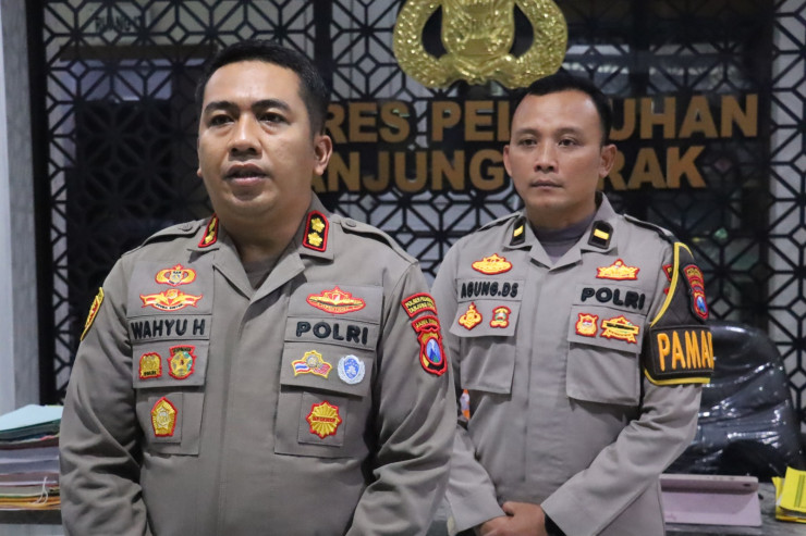 Polres Pelabuhan Tanjungperak Amankan Remaja Bersajam Begal Motor di Bulak Surabaya
