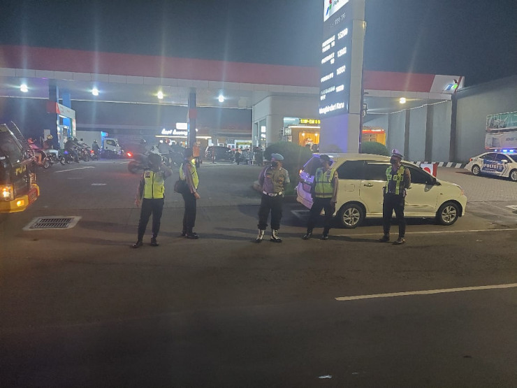 Jaga Kenyamanan Masyarakat, Polisi Patroli Harkamtibmas di Wilayah Rawan