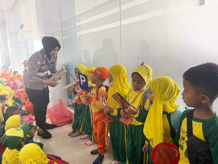 Polresta Mojokerto Edukasi Tertib Berlalu Lintas Sejak Dini